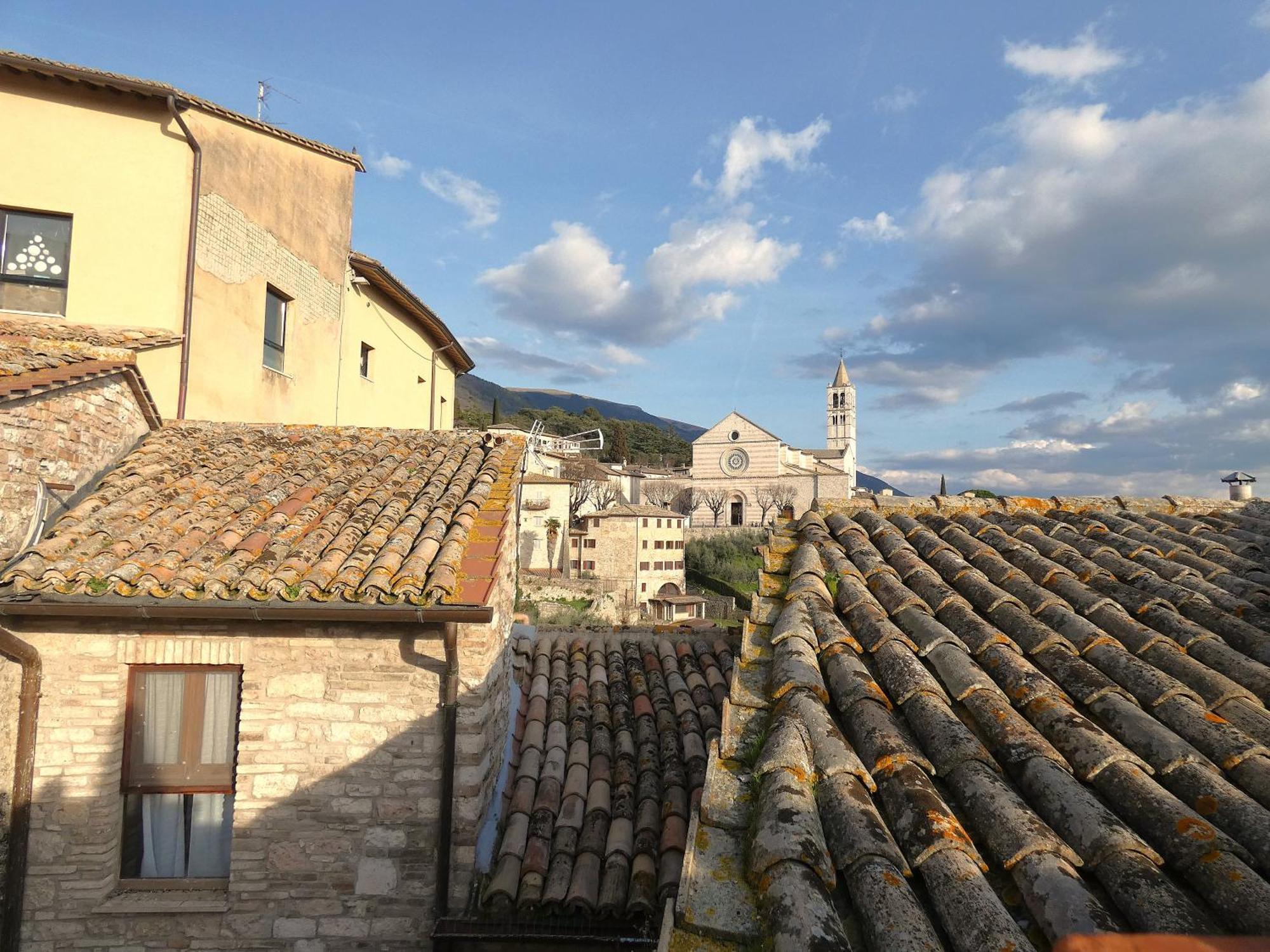Appartamento Scappo In Umbria, La Casa Di Eude Assisi Esterno foto